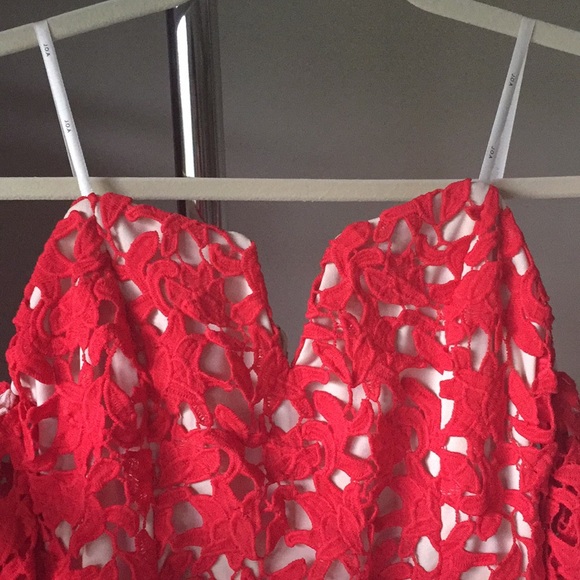 Red Sweetheart Lace Mini Dress (NWT) - Picture 4 of 5